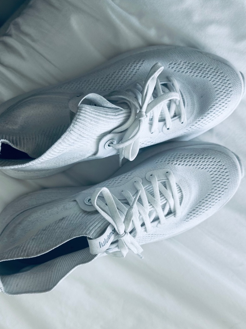 Lululemon High Top Slip On Sneakers womens sz 9.5